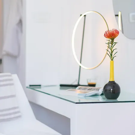 Elements Sifnos Boutique Faros